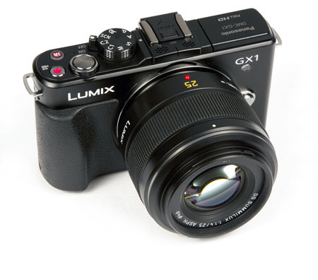 Panasonic 25mm f/1.4 Leica DG Summiflex