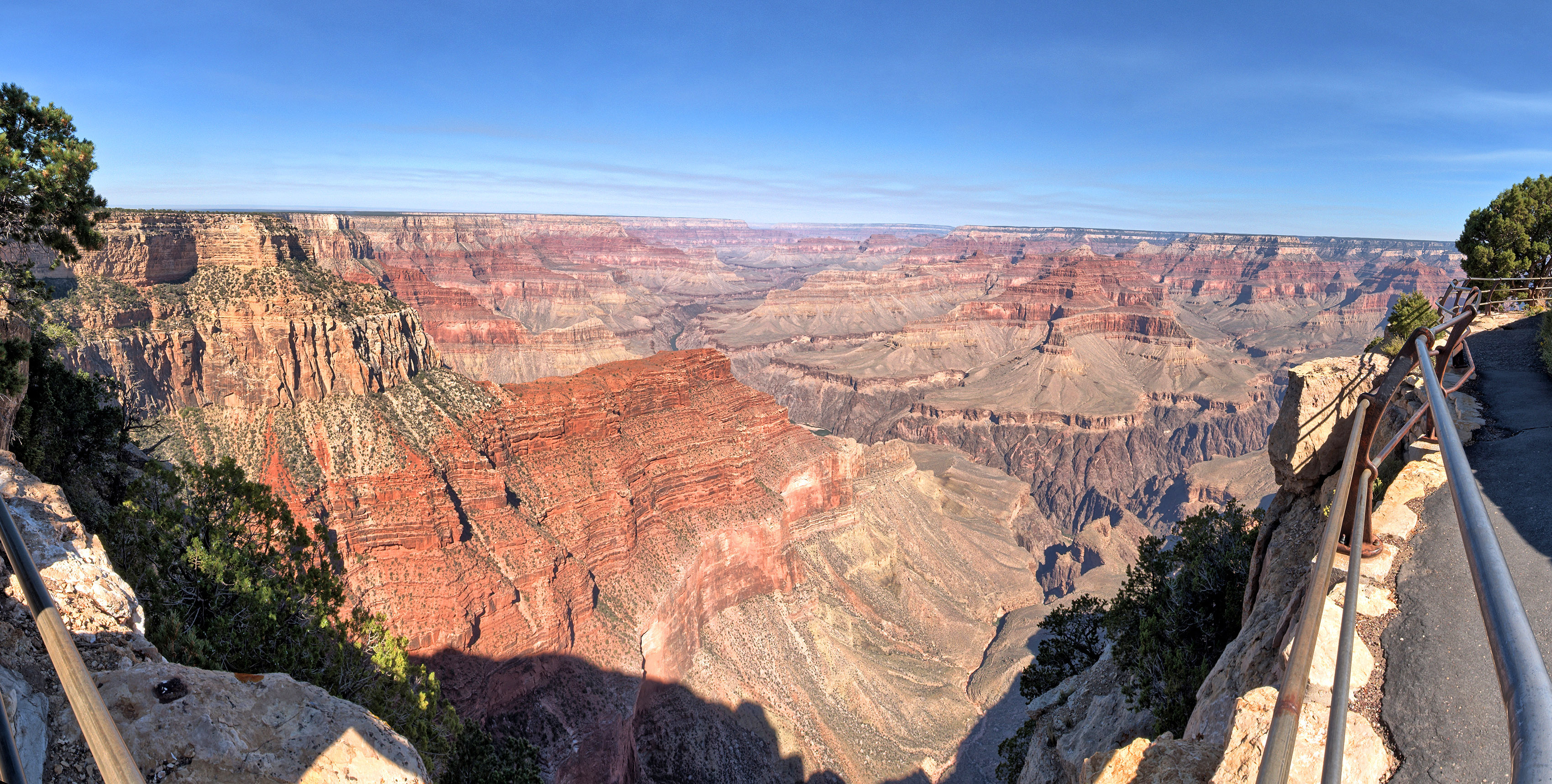 Grand Canyon panorama viewed from Hopi Point.